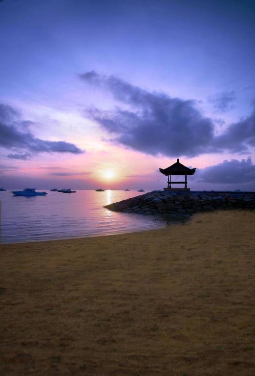 Favehotel Kuta Square Kuta Lombok Exterior foto