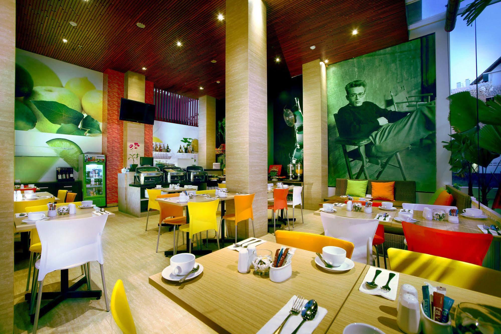 Favehotel Kuta Square Kuta Lombok Exterior foto