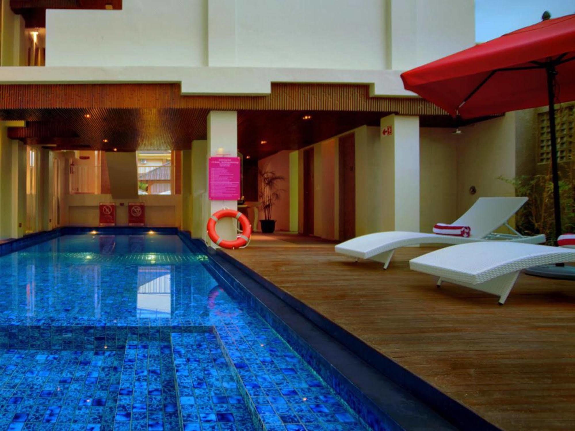 Favehotel Kuta Square Kuta Lombok Exterior foto